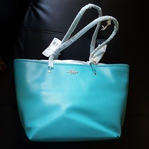 BMWT Large Coach Crossgrain leather Tote